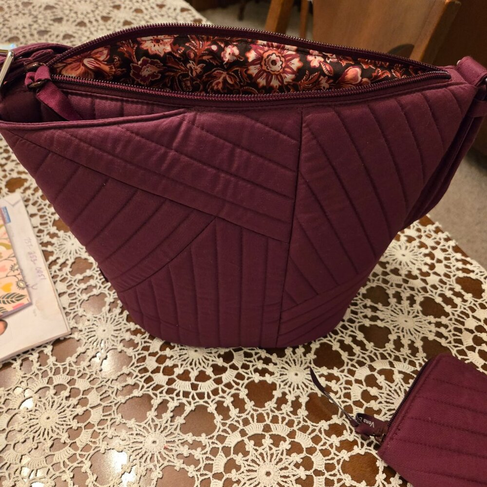 Vera Bradley Wine Handbag with matching wallet - Picture 2 of 6